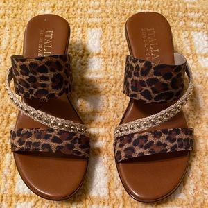 Worn once.  Excellent condition